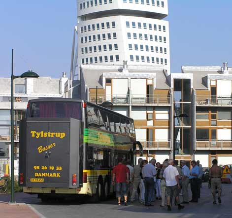 Turistbuss vid Turning Torso