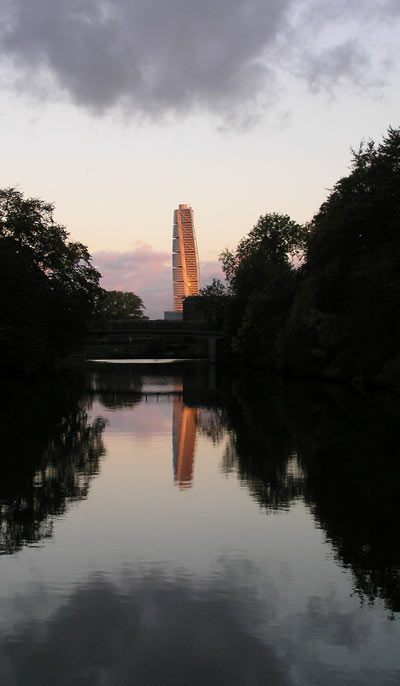 Turning Torso om morgonen